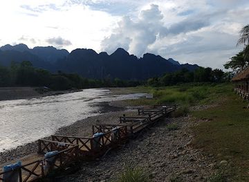 laos/vang-vieng-karst-landscape/bar/victor-place