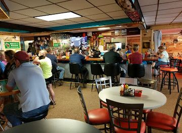 wisconsin/apostle-islands/bar/little-nikki-s