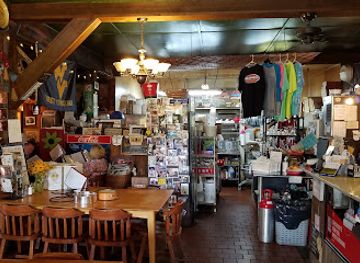west-virginia/canaan-valley/bar/sirianni-s-cafe