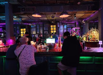 vietnam/nha-trang/bar/nha-bar