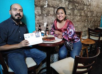 mexico/san-cristobal-de-las-casas/bar/brown-blue