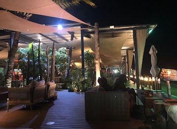 angola/central-highlands/bar/restaurante-cafe-del-mar