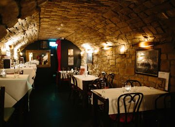 ireland/dublin/trinity-college/bar/the-blind-pig-speakeasy