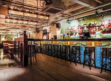 united-kingdom/south-east-england/bar/flight-club-shoreditch