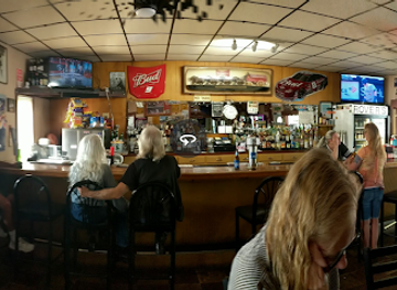 connecticut/middlesex-county/bar/rovers-lodge-cafe