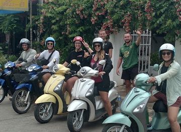 laos/khammouane-limestone-forest/bar/naga-hostel-cafe