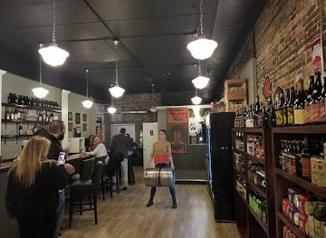 north-carolina/new-bern/bar/the-bruin-craft-beer-and-wine