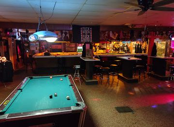 illinois/rockford/bar/2-wheel-inn