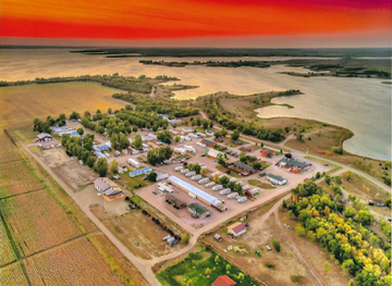 south-dakota/lake-oahe/bar/the-outpost-lodge