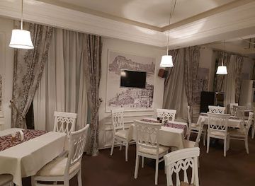 romania/braila/bar/heavens