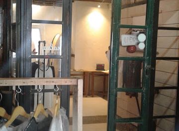 indonesia/west-sumatra/bar/bat-arrow