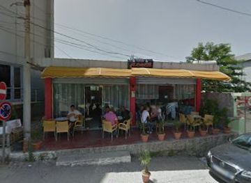 albania/fieri/bar/glober-bar