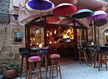 greece/samaria-gorge/bar/oulevard-of-broken-dreams