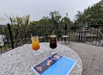 costa-rica/monteverde/bar/la-taberna