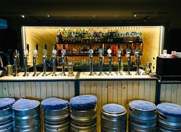 italy/valdarno/bar/comedia-tap-room