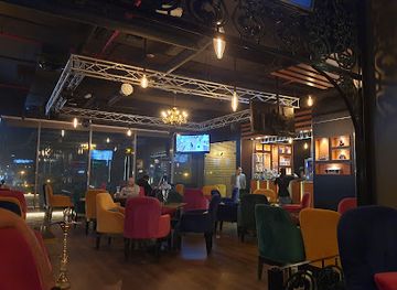 kuwait/salmiya/bar/studio-cafe