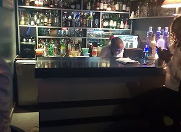 cote-d-ivoire/abidjan/bar/swell-lounge