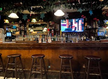 washington/southwest-washington/bar/the-bottom-line
