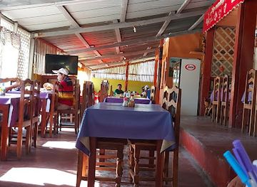 madagascar/atsimo-andrefana/bar/la-colombe