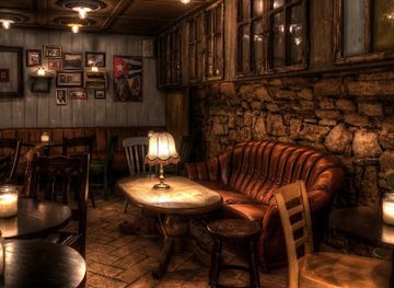 romania/transylvania/bar/che-guevara-social-pub
