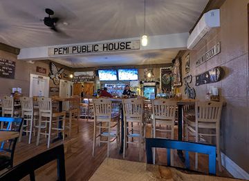 new-hampshire/great-north-woods/bar/pemi-public-house