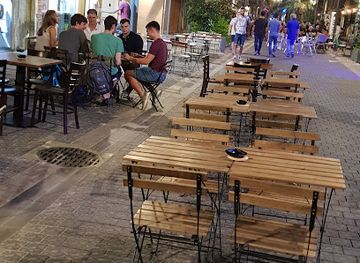 israel/haifa/bat-galim/bar/bora-bar