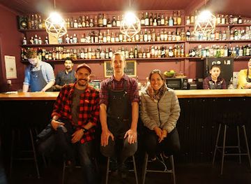 argentina/patagonia/bar/last-hope-distillery