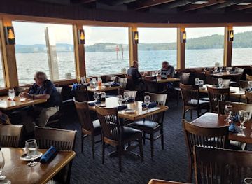idaho/panhandle/bar/the-cedars-floating-restaurant