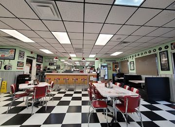 oklahoma/chickasaw-national-recreation-area/bar/boomarang-diner