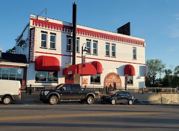 wisconsin/wisconsin-dells/bar/tug-s-kitchen-at-showboat-saloon