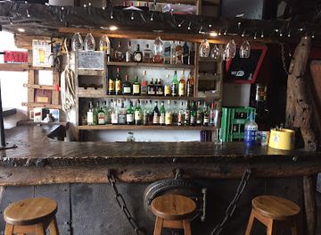 uruguay/montevideo/ciudad-vieja/bar/el-perro-que-fuma