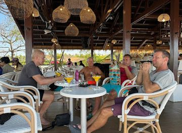 philippines/visayas/bar/liquido-by-the-c