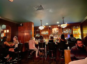 tennessee/knoxville/market-square/bar/peter-kern-library