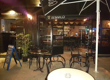 israel/netanya/kiryat-hasharon/bar/tommy-gun