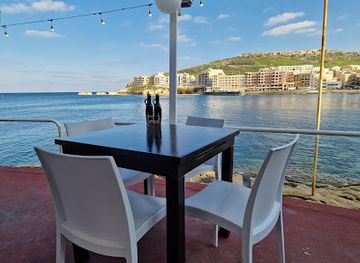 malta/marsalforn/bar/otters-bistro-lounge