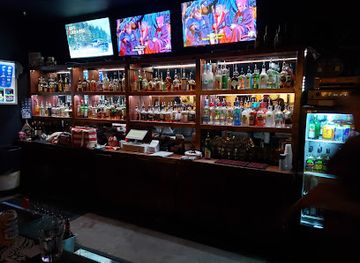 north-carolina/charlotte/plaza-midwood/bar/midwood-country-club