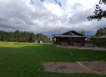 slovenia/inner-carniola/bar/little-grinch-bar-crne-njive