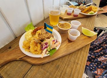 the-bahamas/acklins/bar/corner-pocket