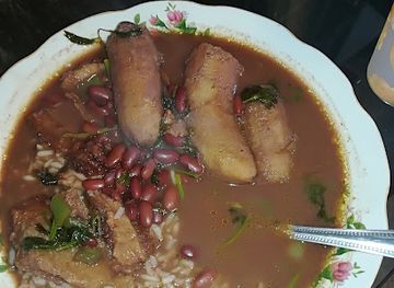 honduras/cusuco-national-park/bar/karaoke-castillo