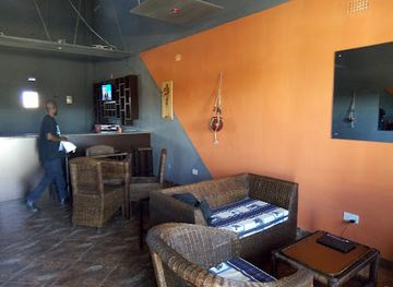 zambia/central-province/bar/shawl-s-nights-bar