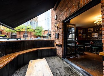 united-kingdom/north-west-england/bar/lock-91