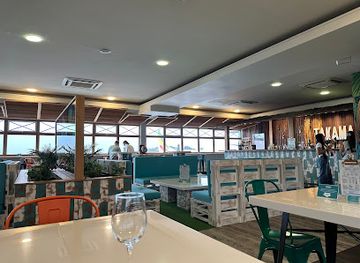 seychelles/ile-aux-serpents/bar/takamaka-bar-boutique