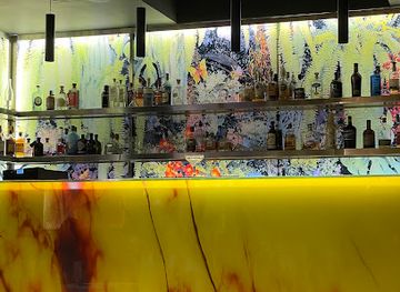 france/aix-en-provence/cours-mirabeau/bar/le-mazarin-cocktail-club