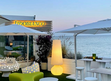 italy/apulia/bar/lb-loungebar-lido-bianco