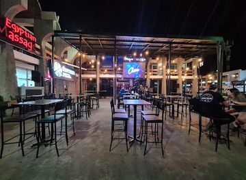 mexico/mazatlan/bar/restobar-cheers