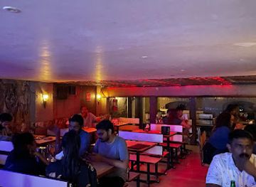 india/mumbai/colaba/bar/gokul-bite