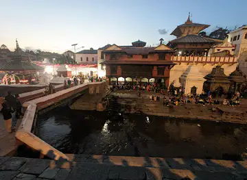 श्री पशुपतिनाथ सन्ध्या आरतीस्थल (Place of Religious Ritual )