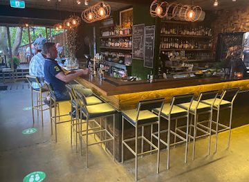 australia/yarra-valley/bar/herd