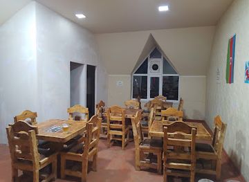 azerbaijan/ali-bayramli/bar/pramida-pub-playstation-pub-cay-evi
