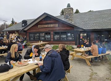 vermont/molly-stark-state-park/bar/pizzapalooza